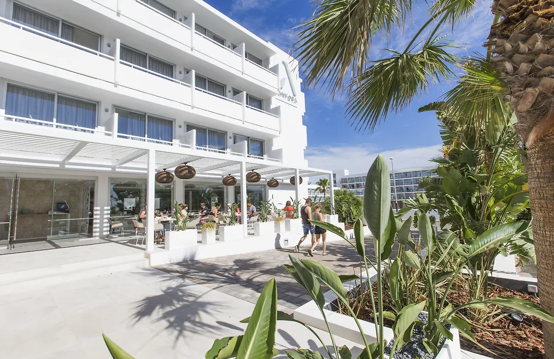Hotel Anfora Ibiza-1